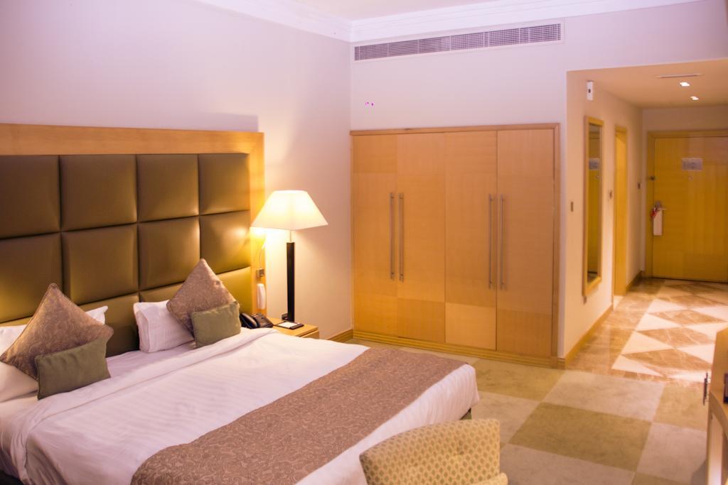 Halo Hotel Dubai Ngoại thất bức ảnh